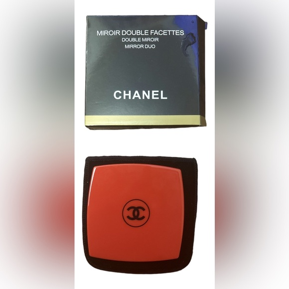 CHANEL Accessories - FASHION “CHANEL” Double Mirror in Black and Coral
